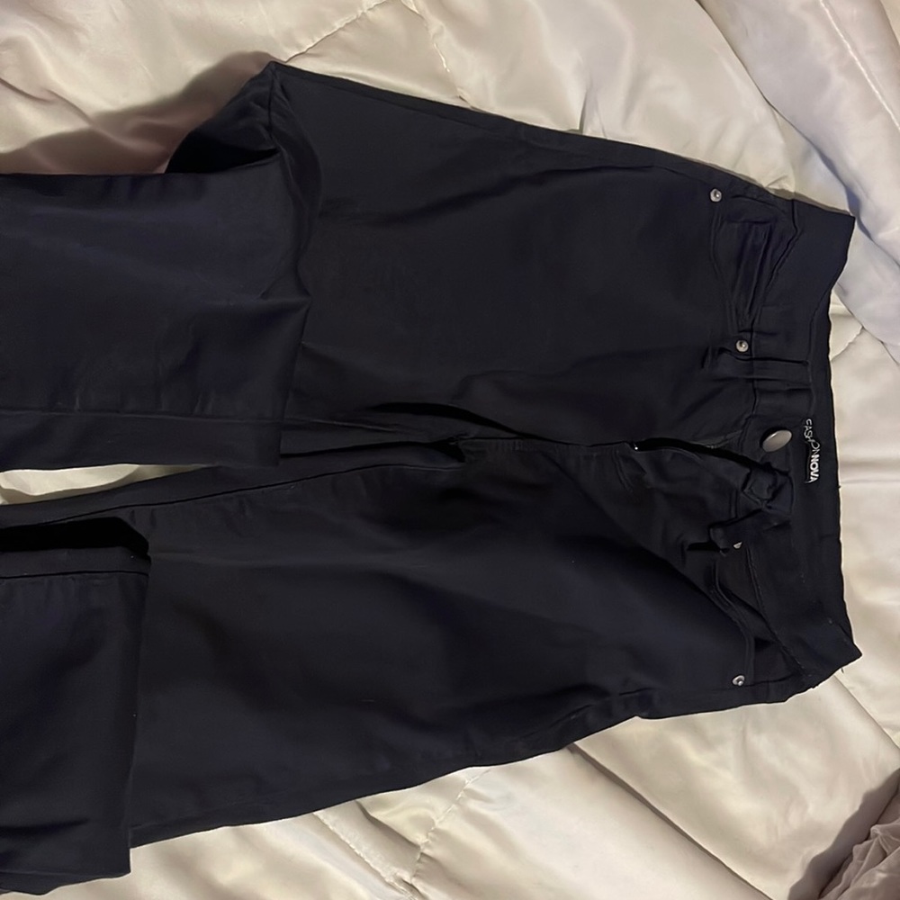 Black skinny jeans